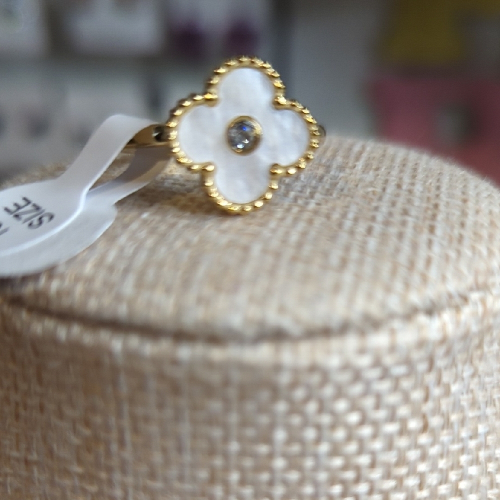 Gold Tone And White Clover Ring Stainless Steel